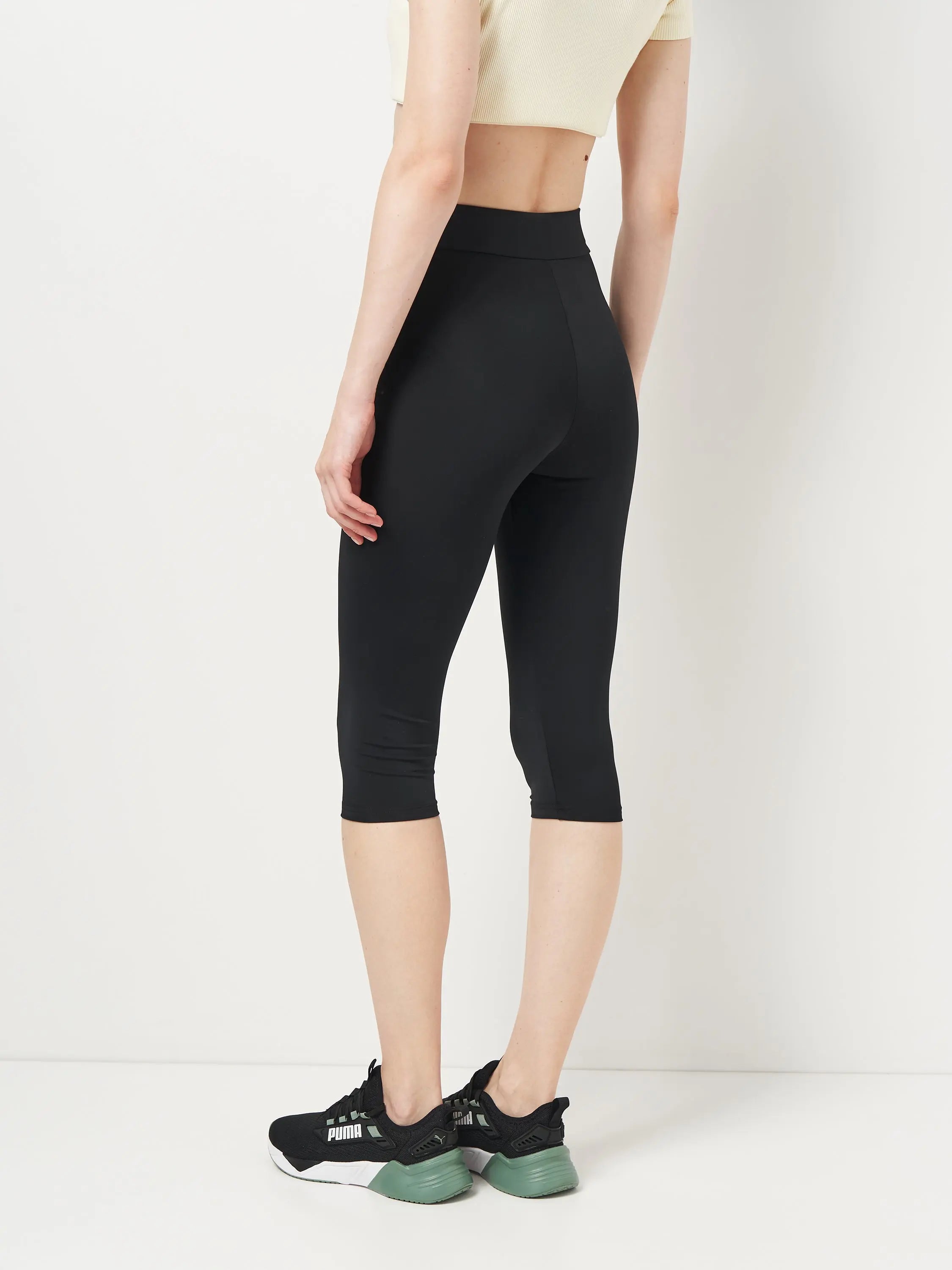 Women’s High-Waist Capri Leggings Akta – Active Comfort