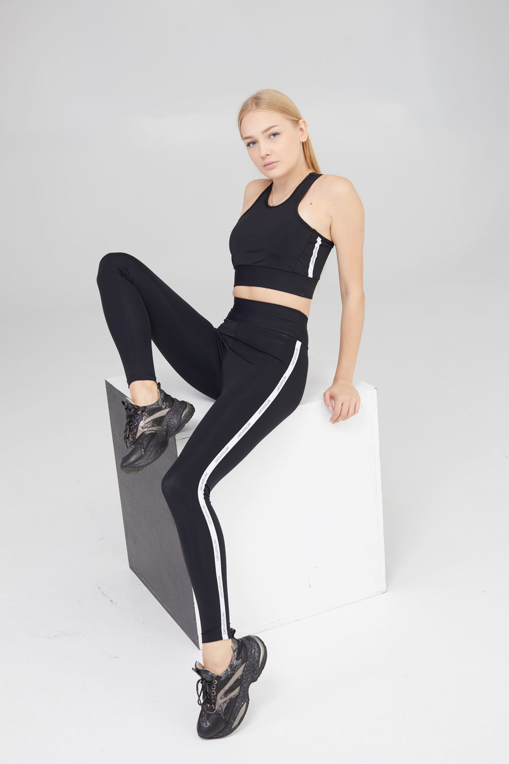 AKTA Leggings Top "Aktasport Basic Brand" ( Set ) – Black
