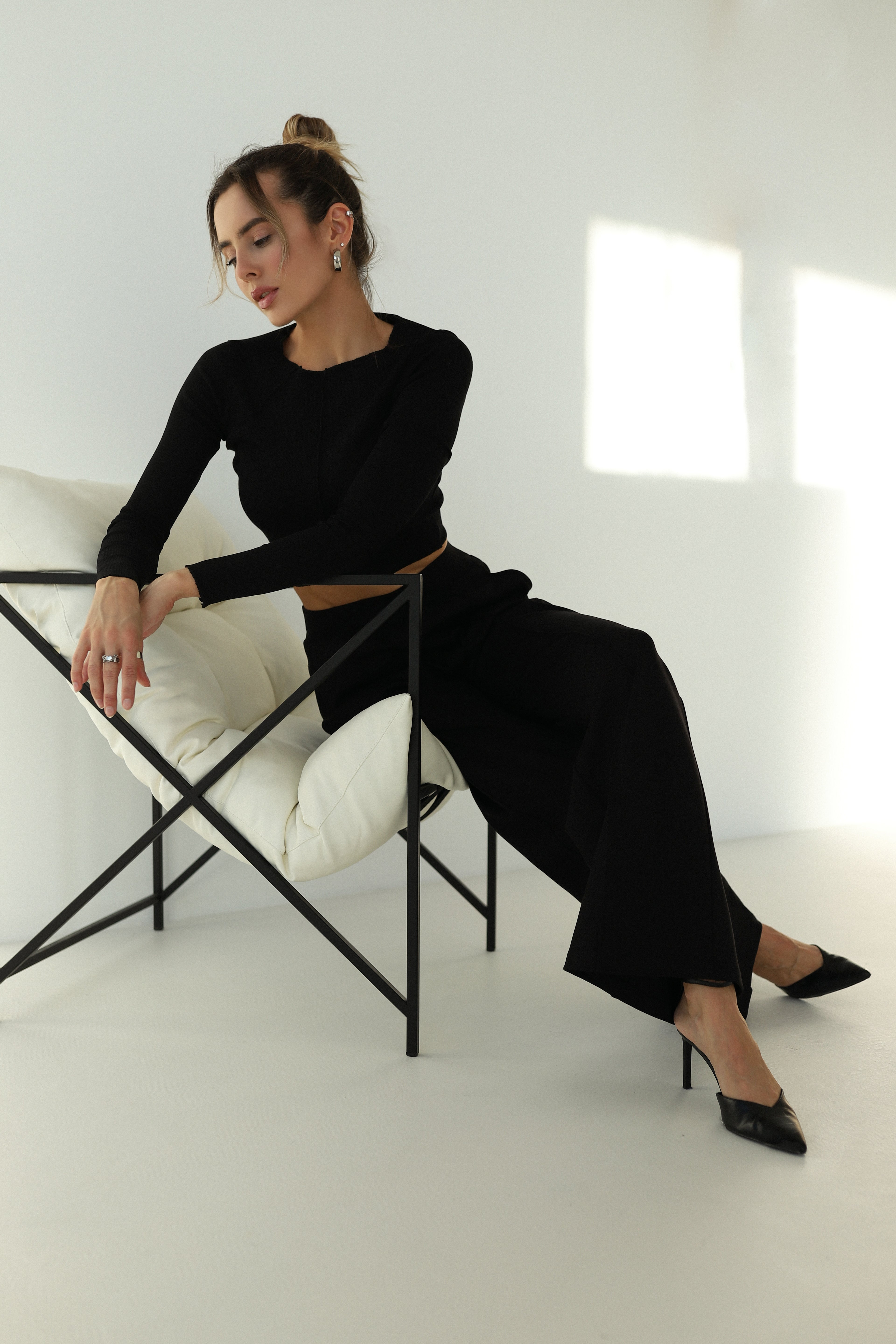 AKTA Pants Akta Desire – Black