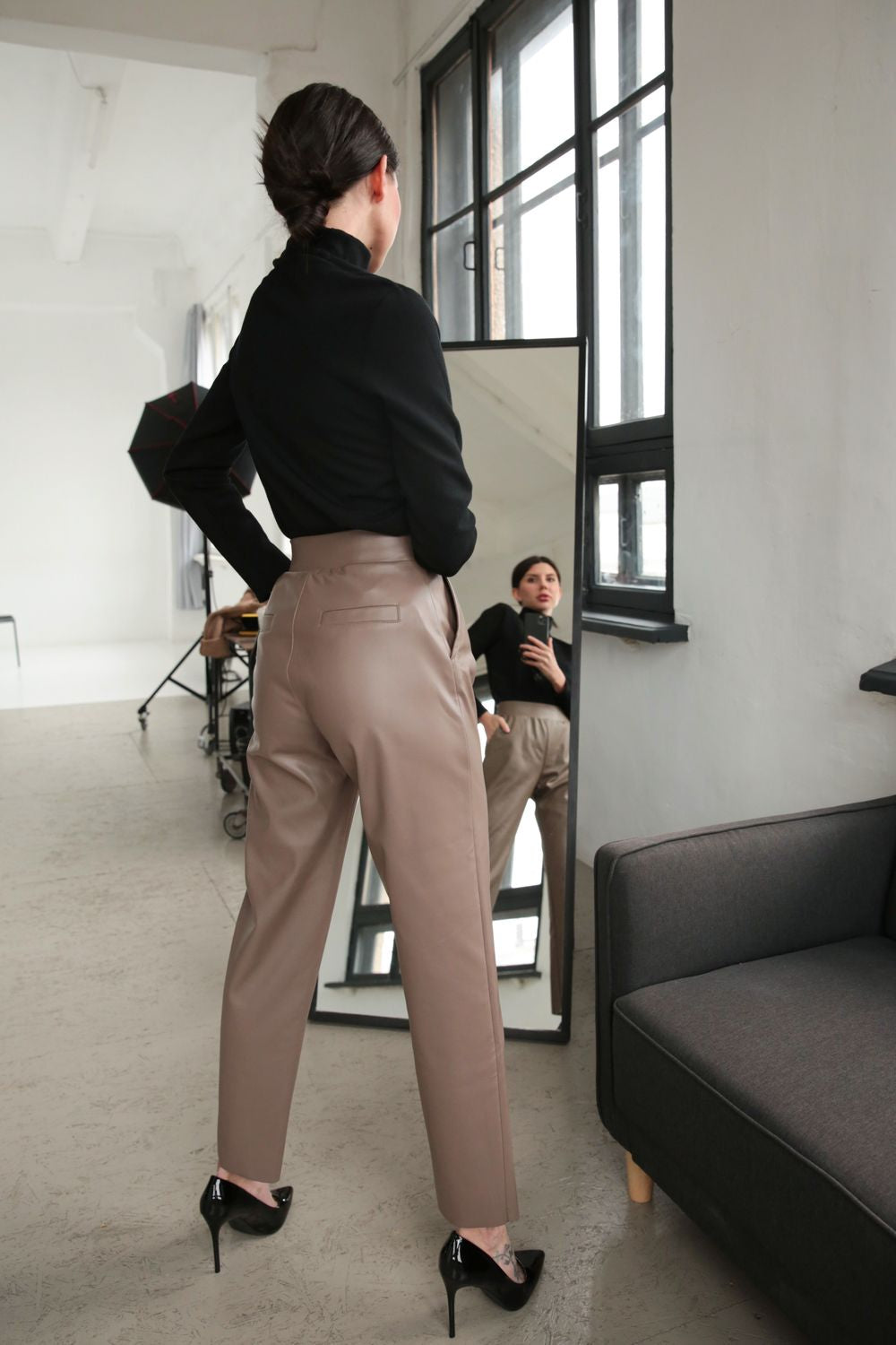 AKTA Pants - Akta Eco Leather Capuccinno – Beige