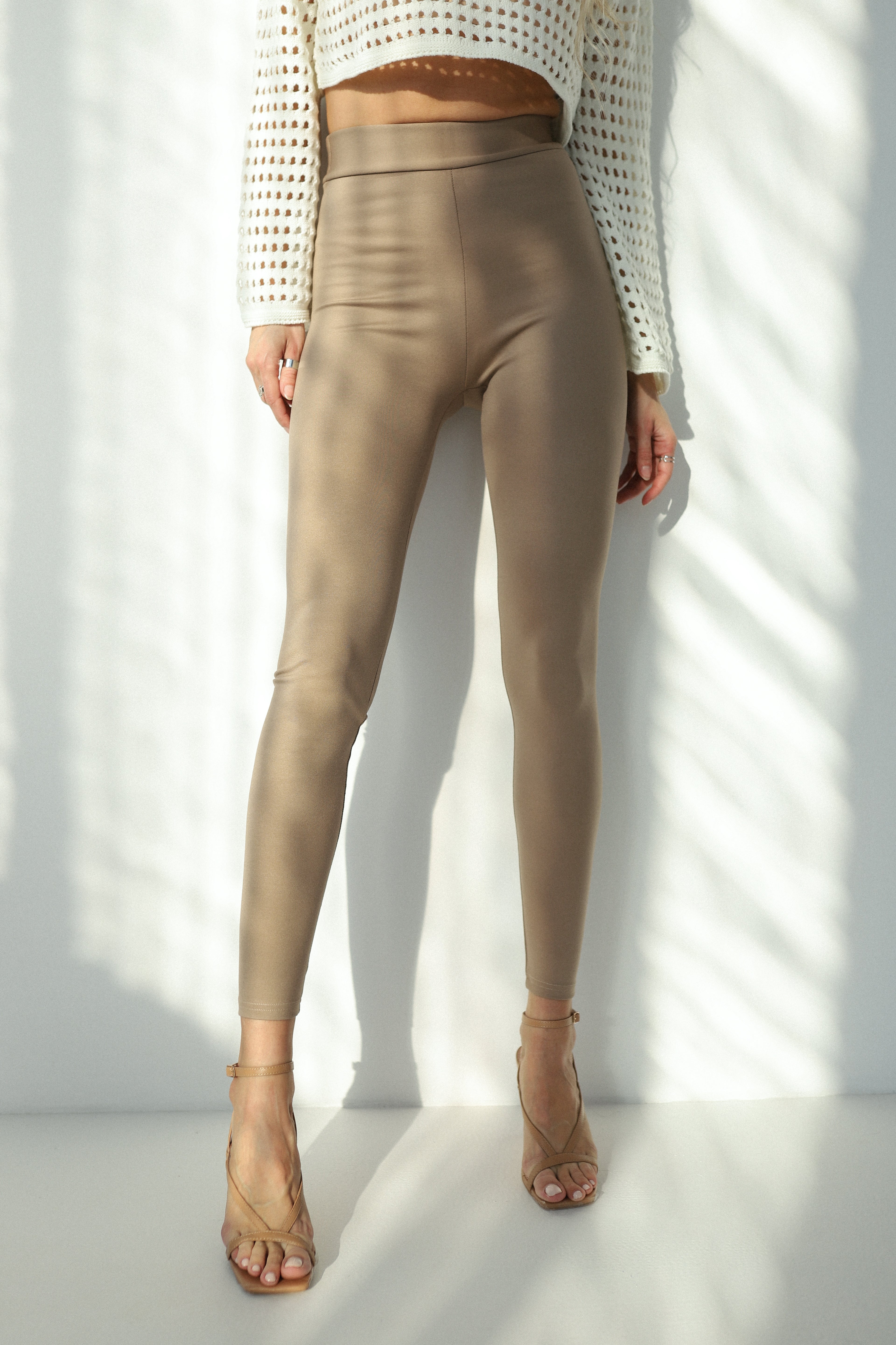 Women’s Basic High-Waist Knit Leggings – Beige